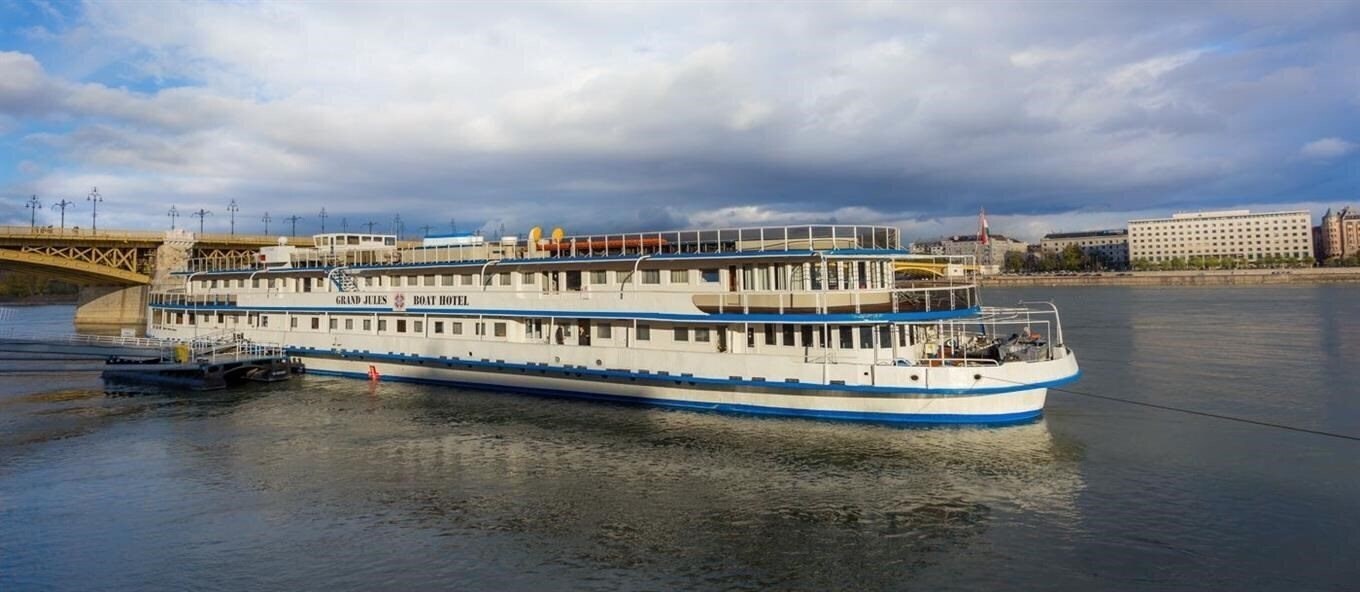 Fotografie Grand Jules Boat Hotel 3*