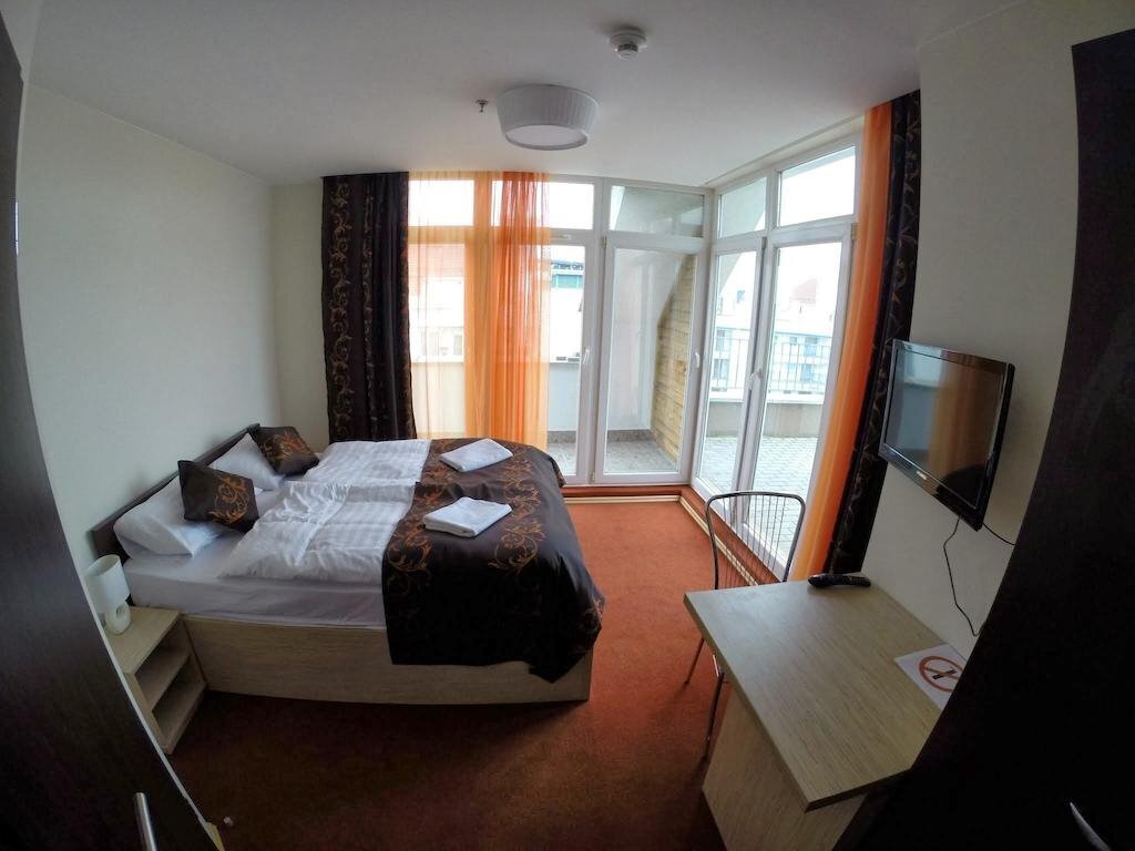 Imaginea Garay Terrace Residence 3*