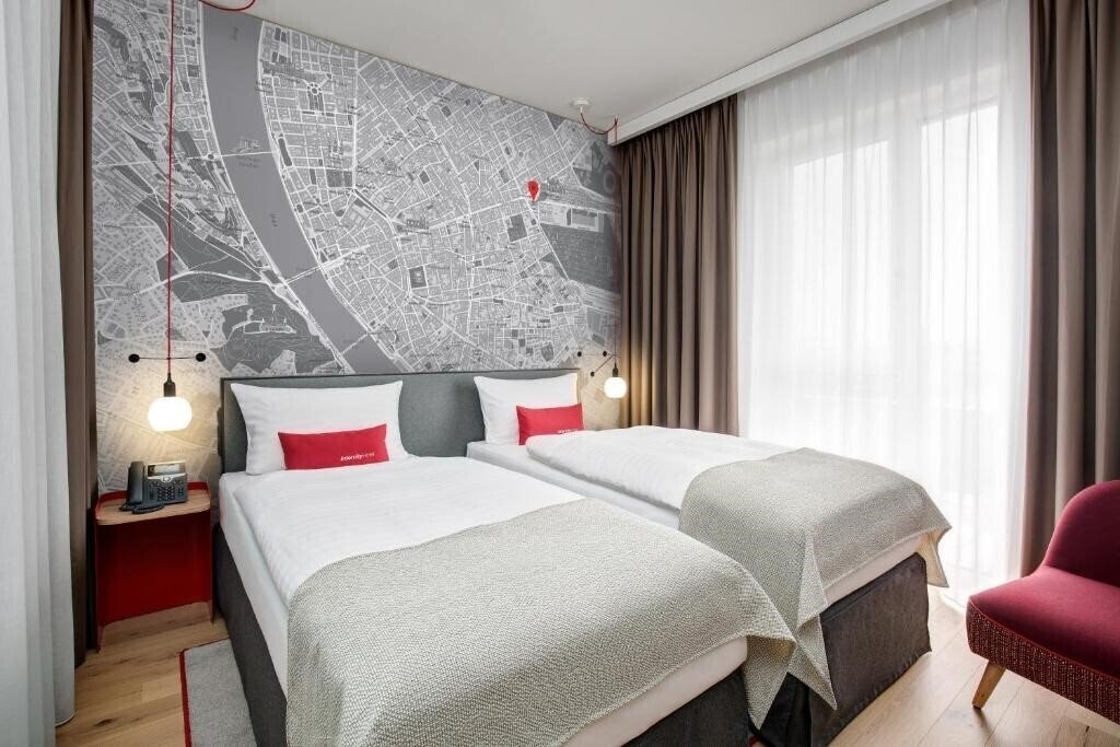 Imaginea Intercityhotel Budapest 4*