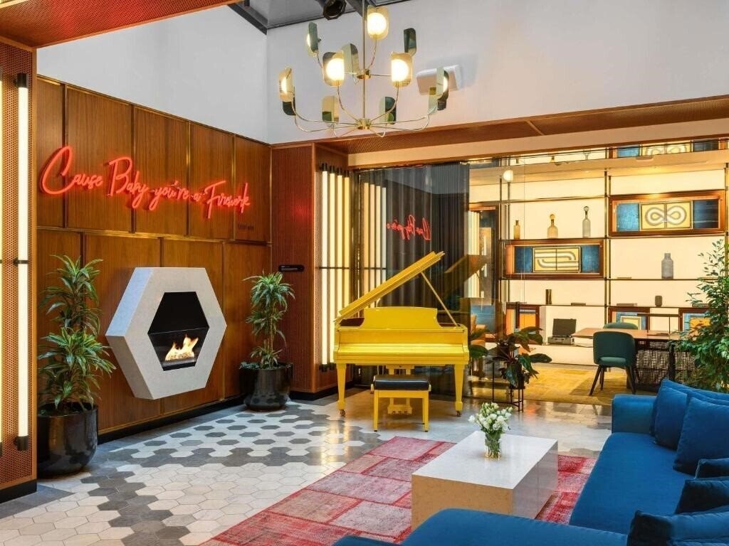 Fotografii Hard Rock Budapest 4*