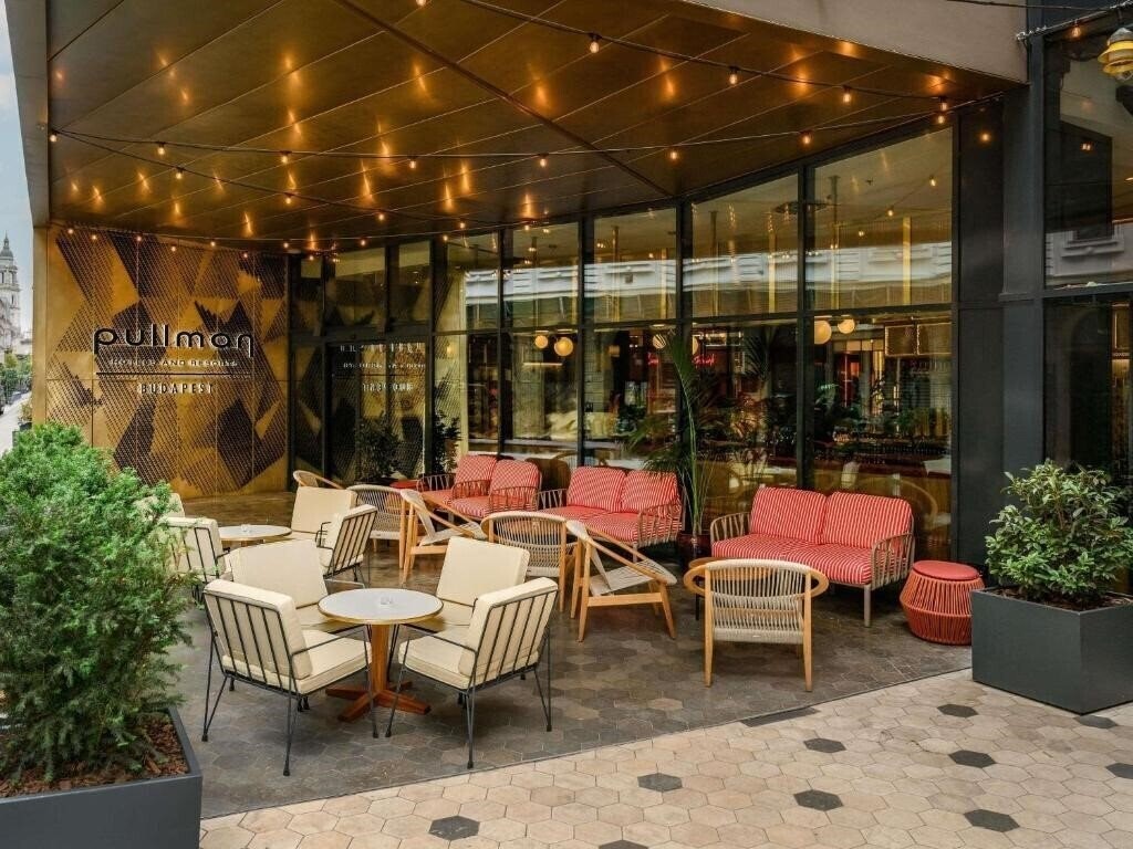 Imaginea Hard Rock Budapest 4*