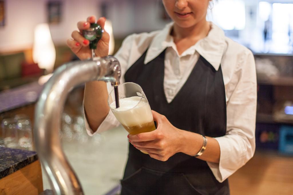 Imaginea Golden Park Hotel 4*