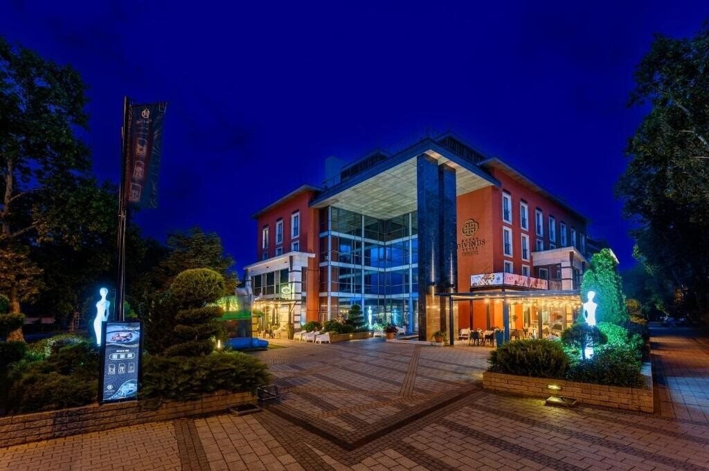 Fotografie Divinus 4*