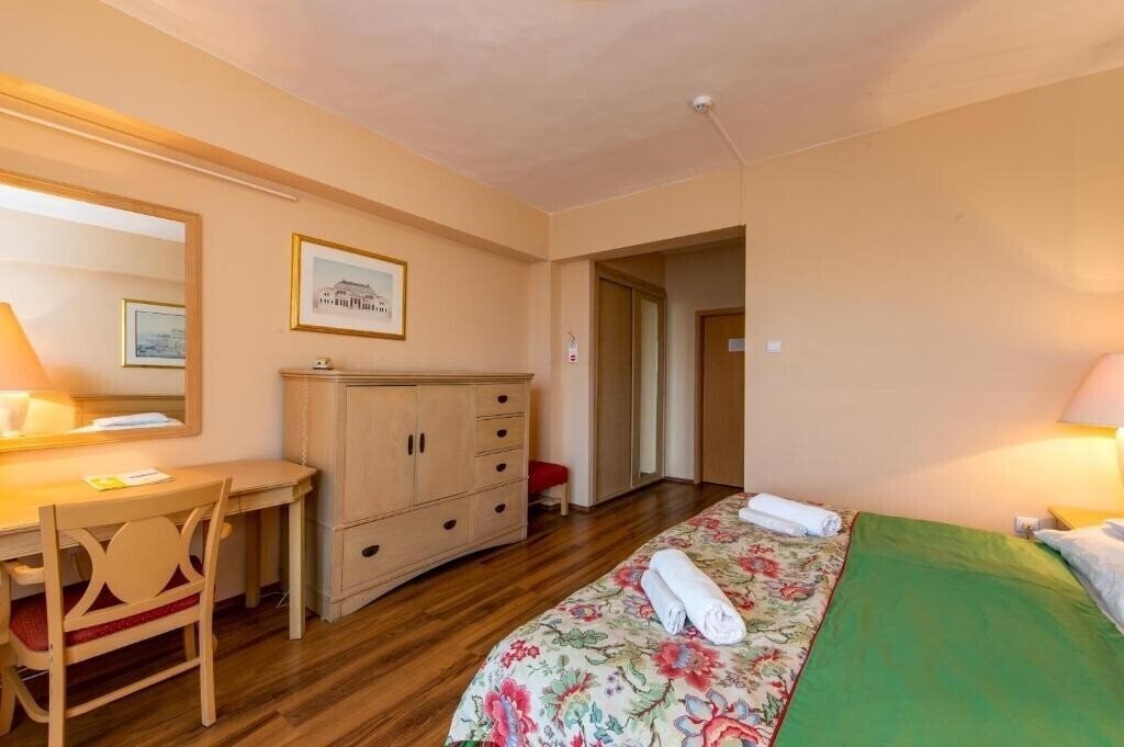 Imaginea Hotel Fit Heviz 4*