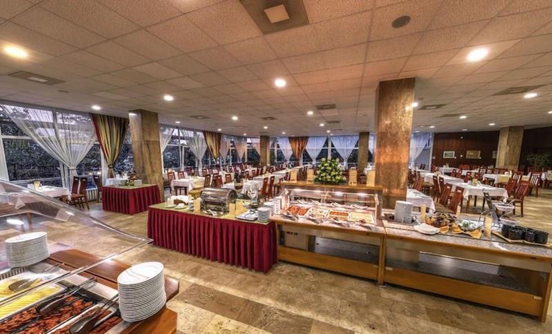 Fotografii Hunguest Hotel Helios 3*