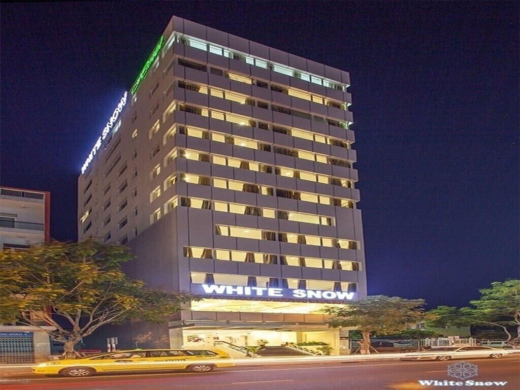 Hotel White Snow Hotel 3*