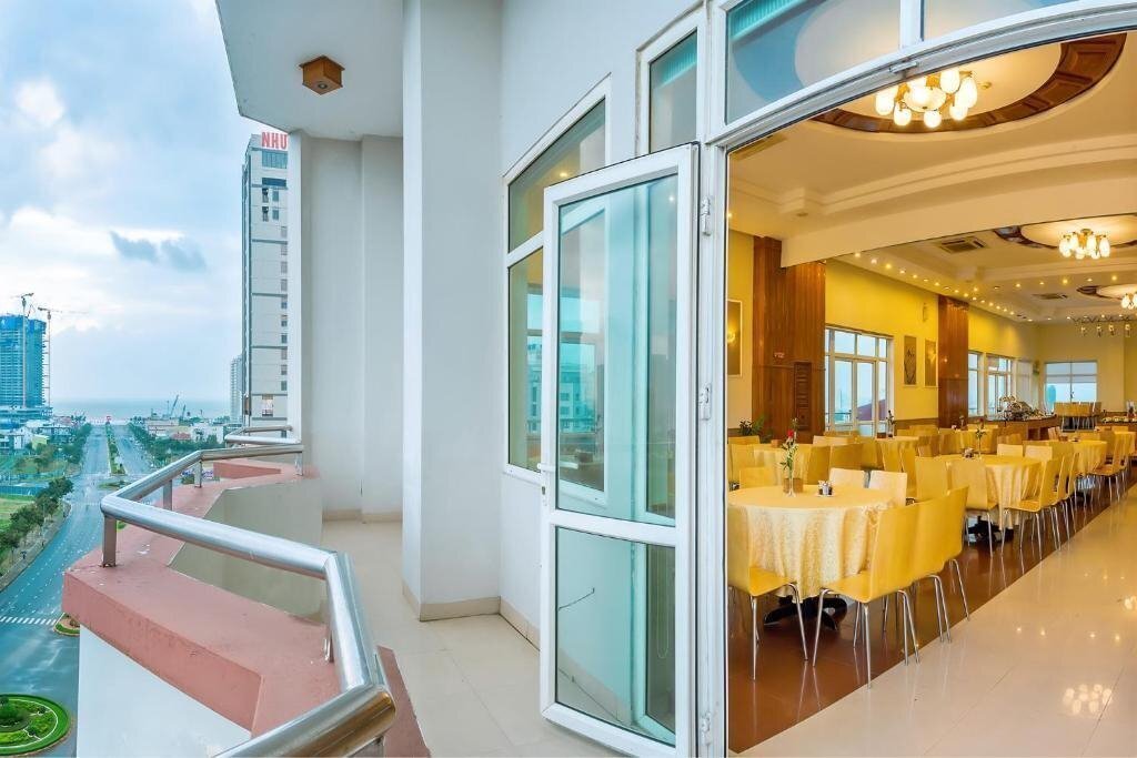 Hotel Golden Sea 3*