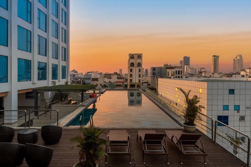 Fotografii Royal Lotus Da Nang 4*