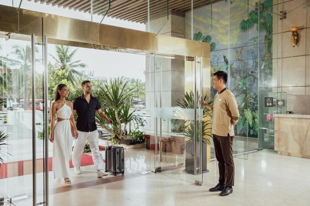 Imaginea Mandila Beach Hotel 4*