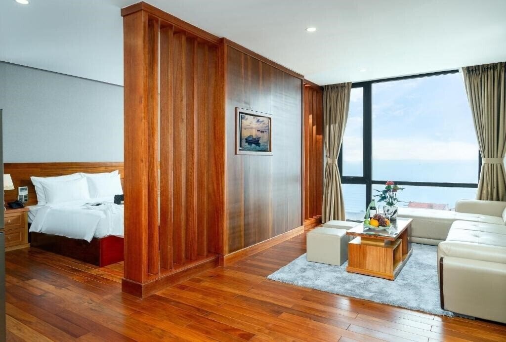 Imaginea Sunny Ocean Hotel & SPA 4*
