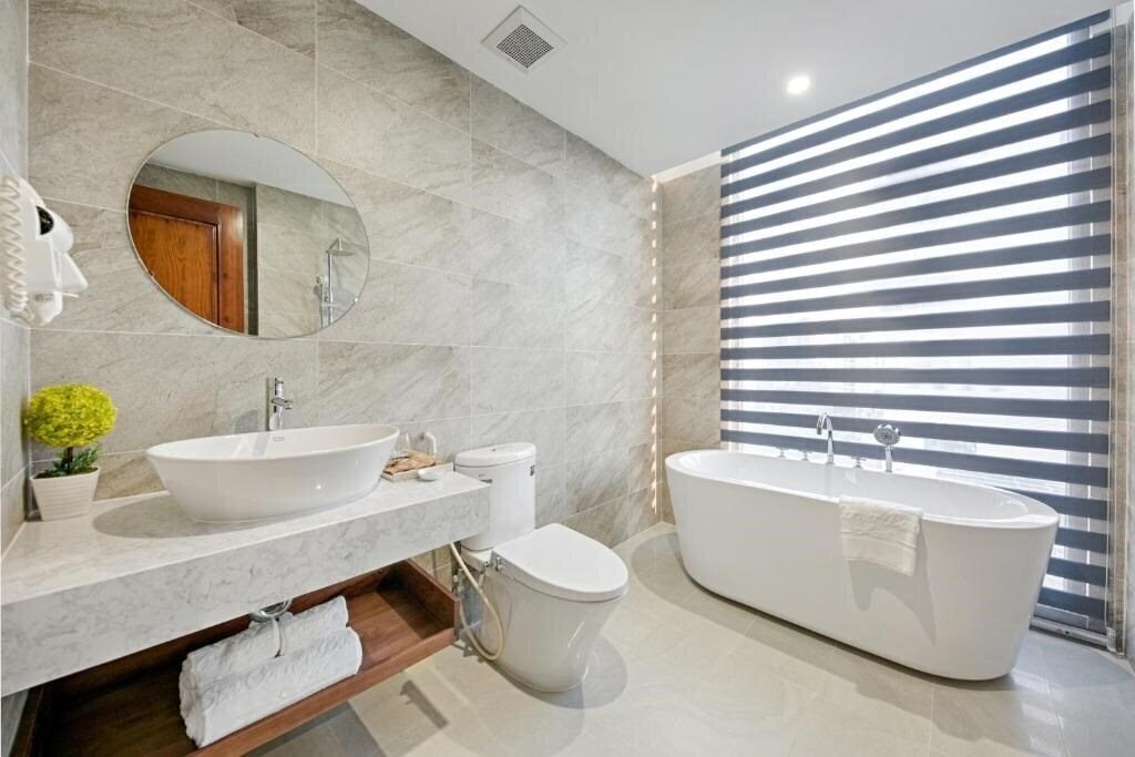 Imaginea Menora Premium Da Nang 3*