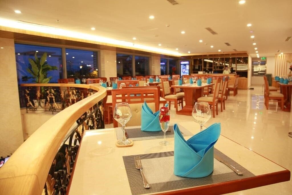 Imaginea Sekong Hotel Da Nang Beach 3*