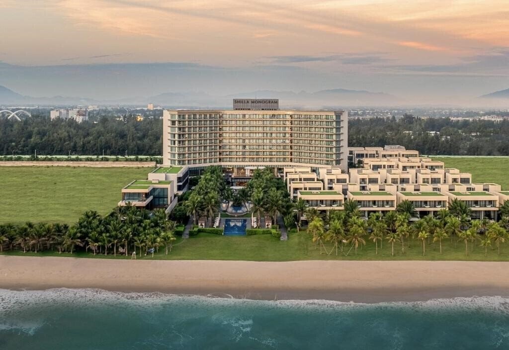 Fotografii Shilla Monogram Quangnam Danang 5*