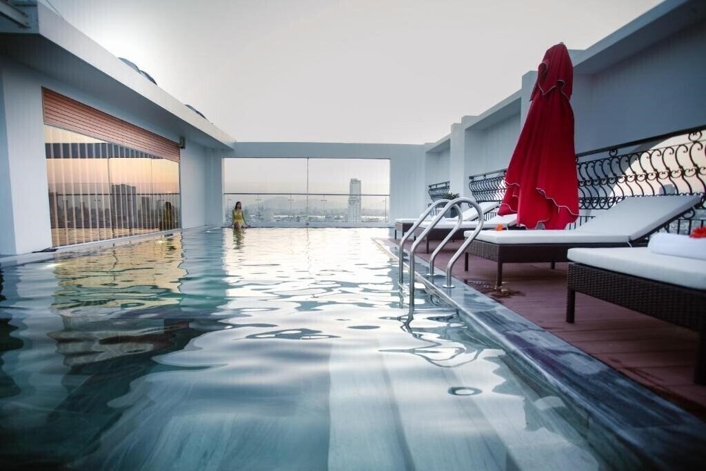Imaginea Century Hotel 3*