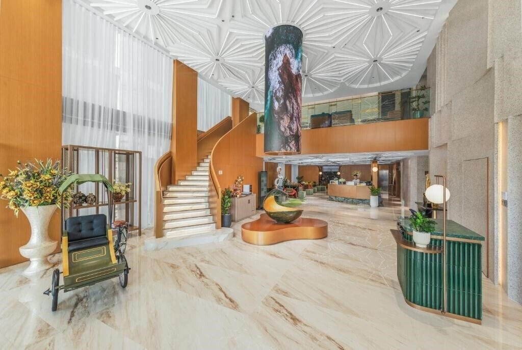 Imaginea Phuc Long Luxury Hotel 4*