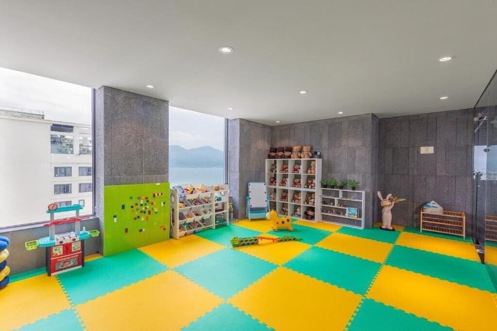 Imaginea Phuc Long Luxury Hotel 4*