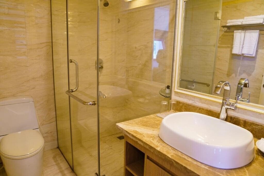 Imaginea Lotus Muine Beach Resort & SPA 4*