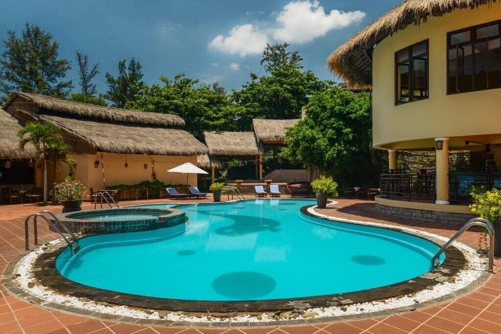 Hotel White Sands Resort 4*
