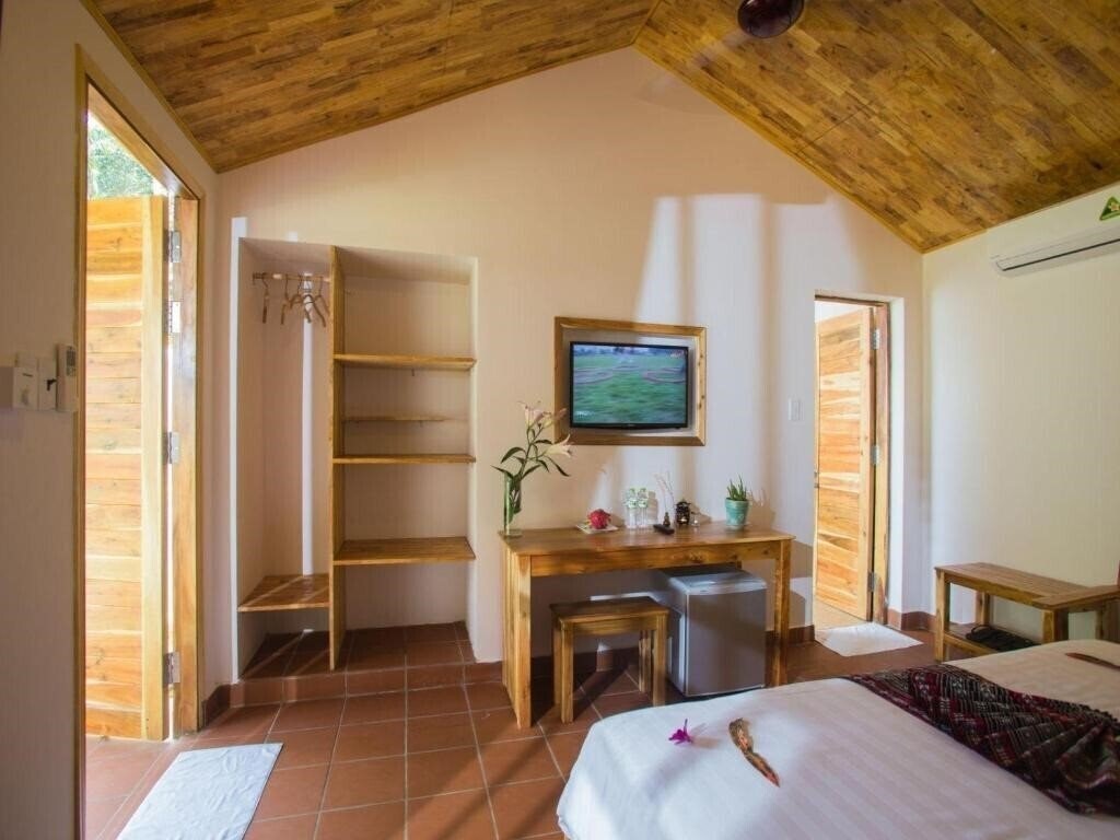 Картинка La Mer Phu Quoc Resort 3*