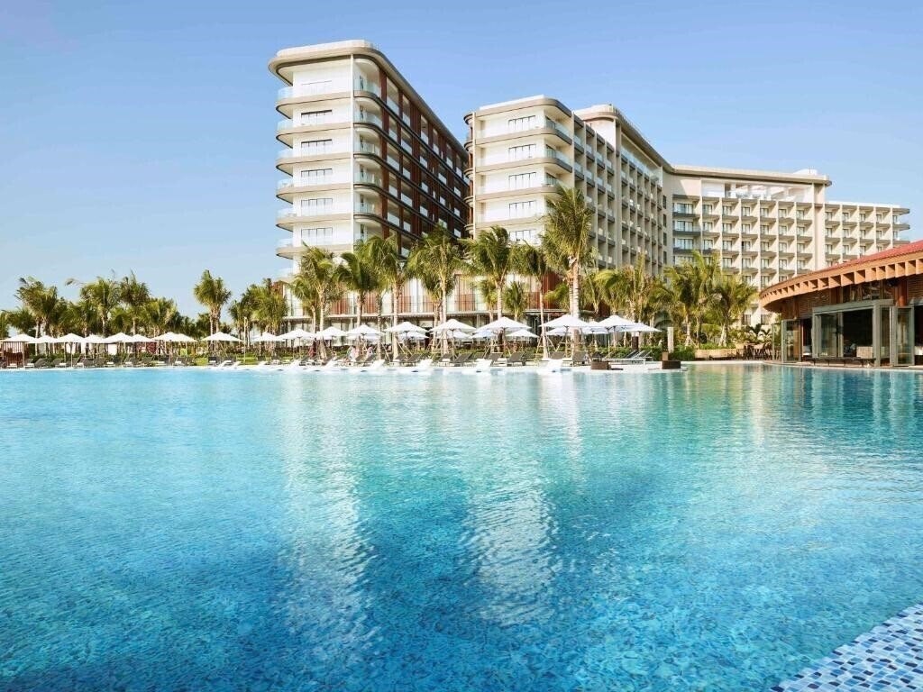 Изображение Movenpick Resort Waverly Phu Quoc 5*