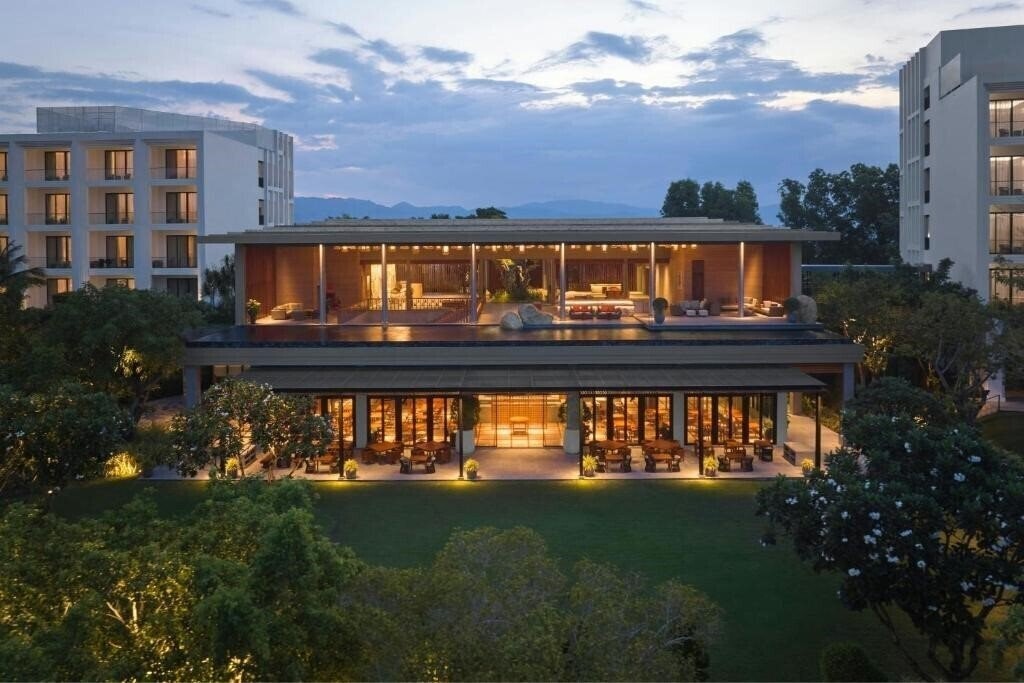 Imaginea Jw Marriott Cam Ranh Bay Resort & SPA 5*