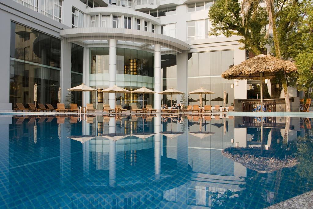 Hotel Novotel Halong Bay 4*
