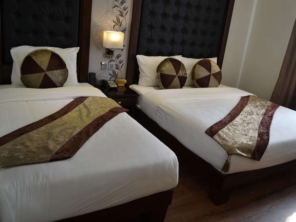 Hotel City Bay Palace Hotel 3*