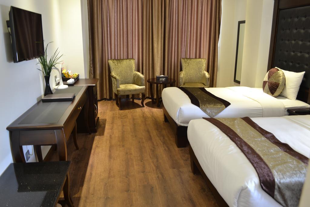 Imaginea City Bay Palace Hotel 3*