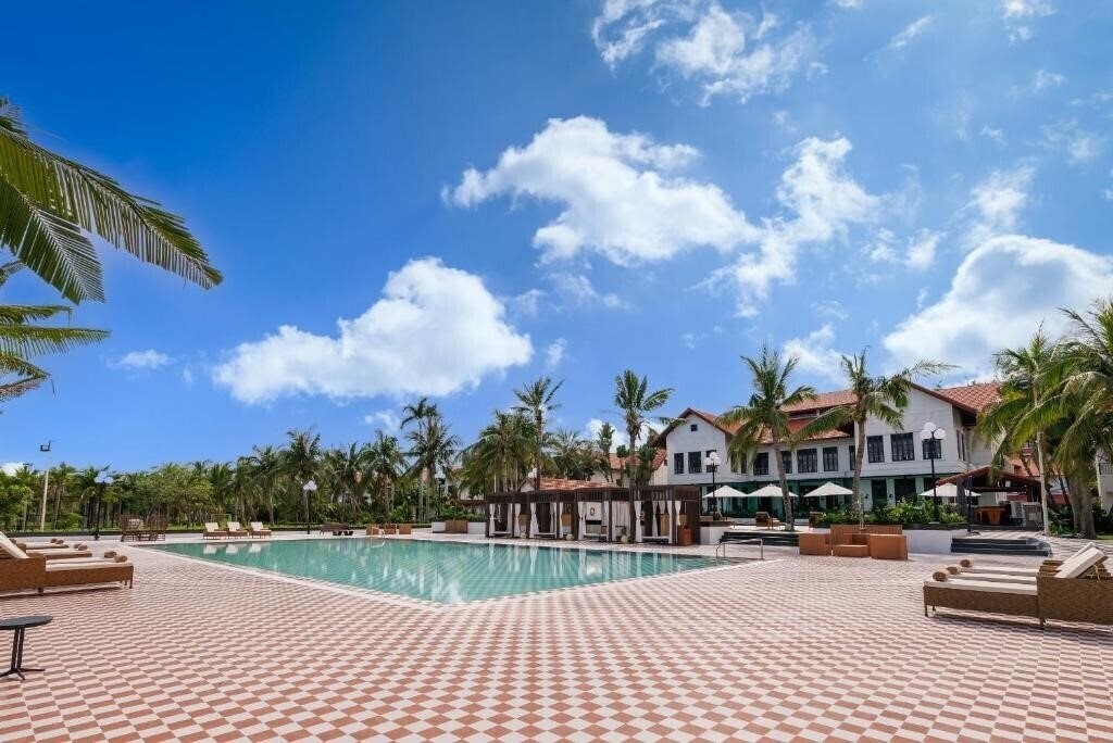 Fotografie Tuan Chau Resort 4*