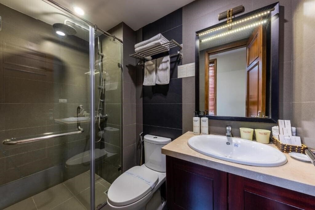 Fotografie Centre Point Hanoi Hotel 3*