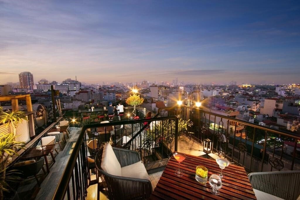 Imaginea L'Hotel du Lac Hanoi (ex. Church Boutique Hotel Hang Trong, L Hotel Du Lac ) 4*