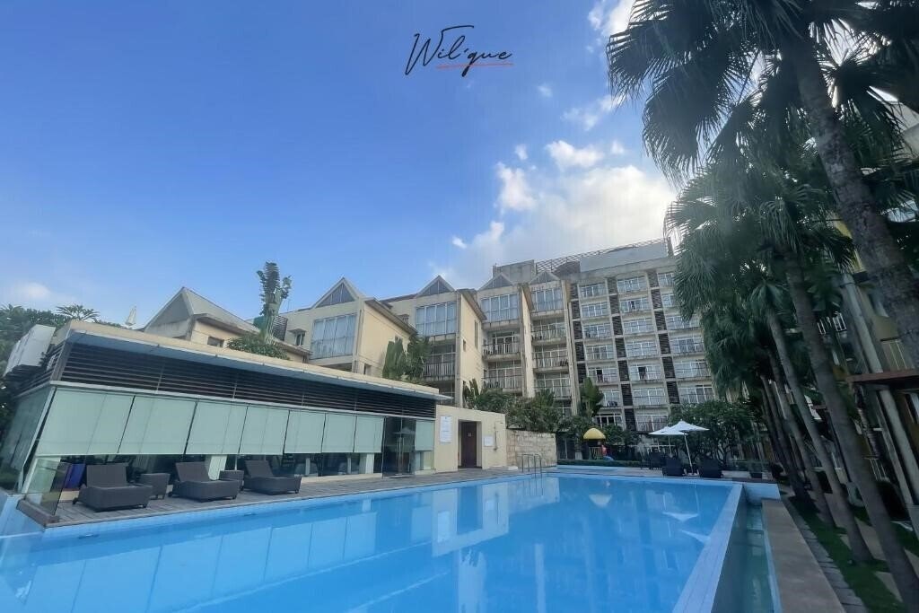 Отель Somerset Westlake 4*