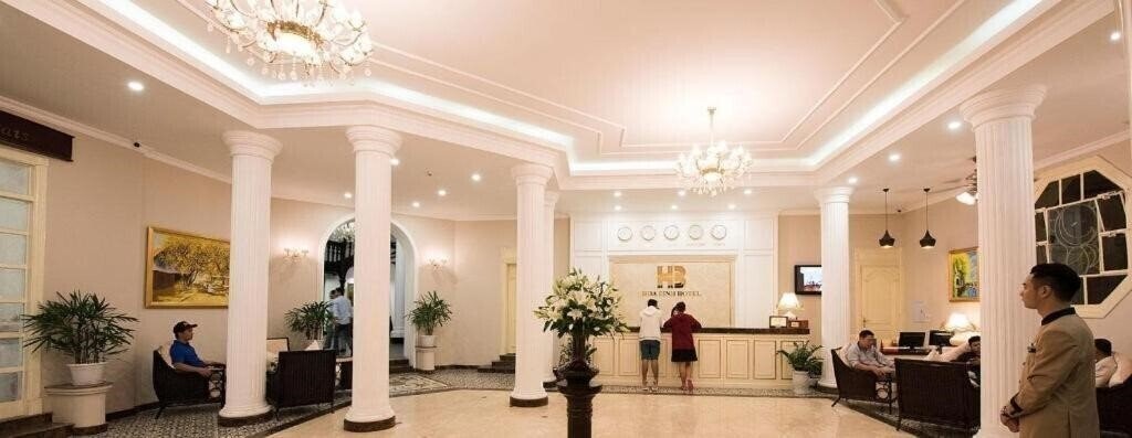 Imaginea Hoa Binh Palace 4*
