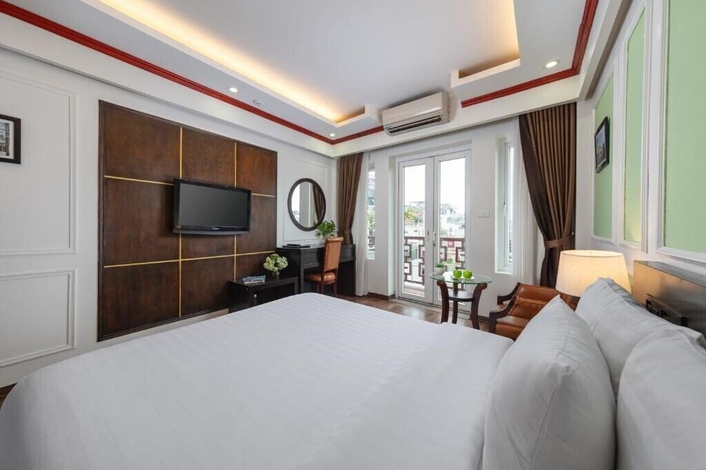 Фотография Viet Hotel (ex. Golden Lotus Legend Hotel, Hanoi Paradise Hotel & Travel) 4*