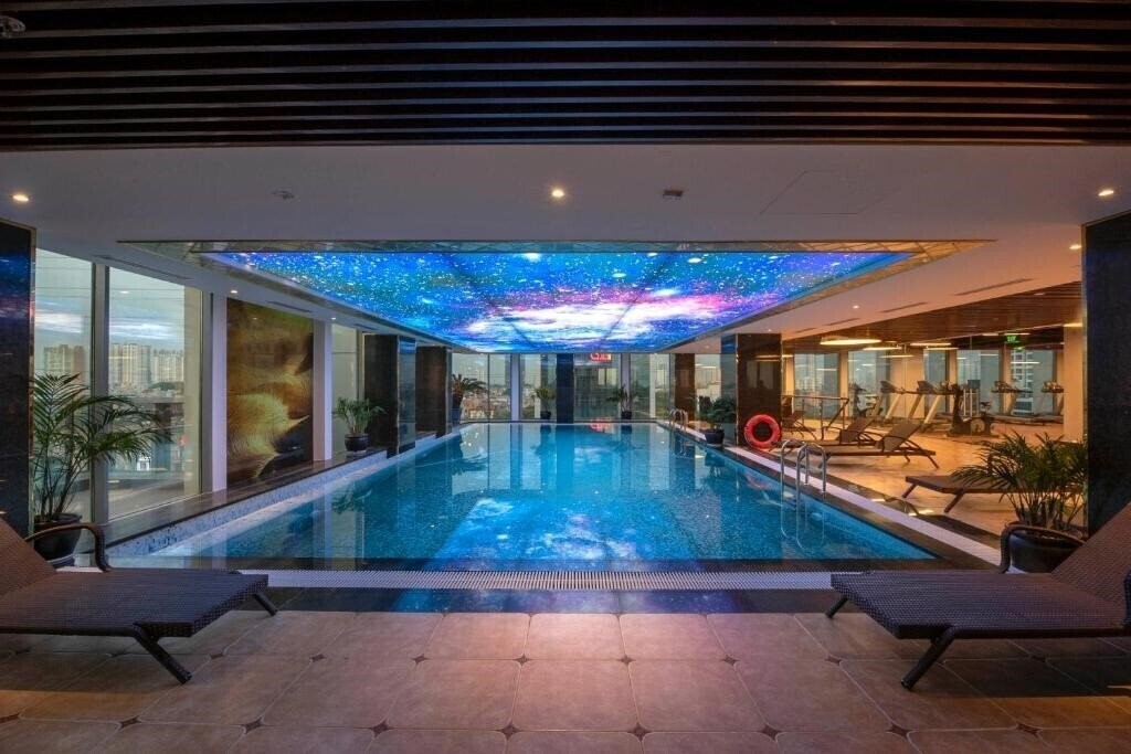 Фото Wyndham Garden Hanoi 4*