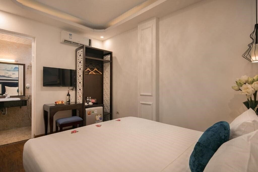 Imaginea Chic Boutique Hotel Hanoi (ex. Chic Boutique Hanoi) 3*