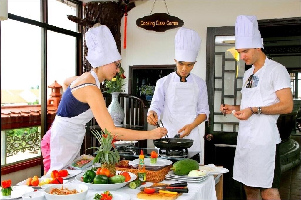 Imaginea Hoi An Lantern Hotel 3*