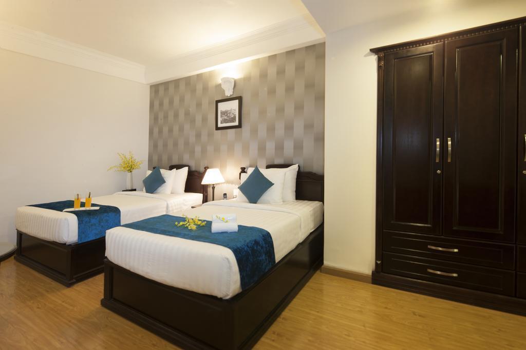 Изображение Sunrise Central 3*