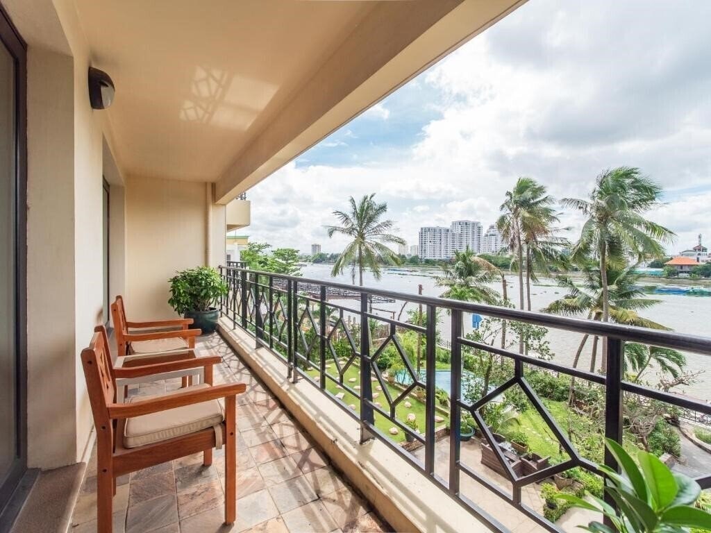Imaginea Saigon Domaine 4*