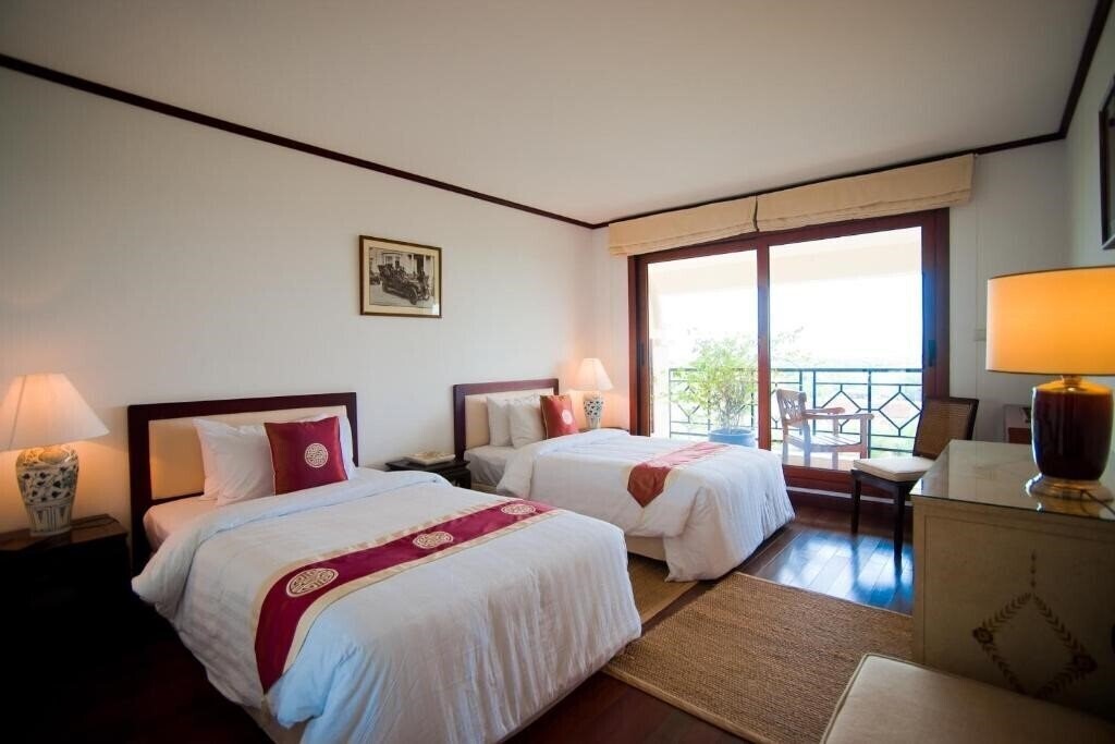 Imaginea Saigon Domaine 4*