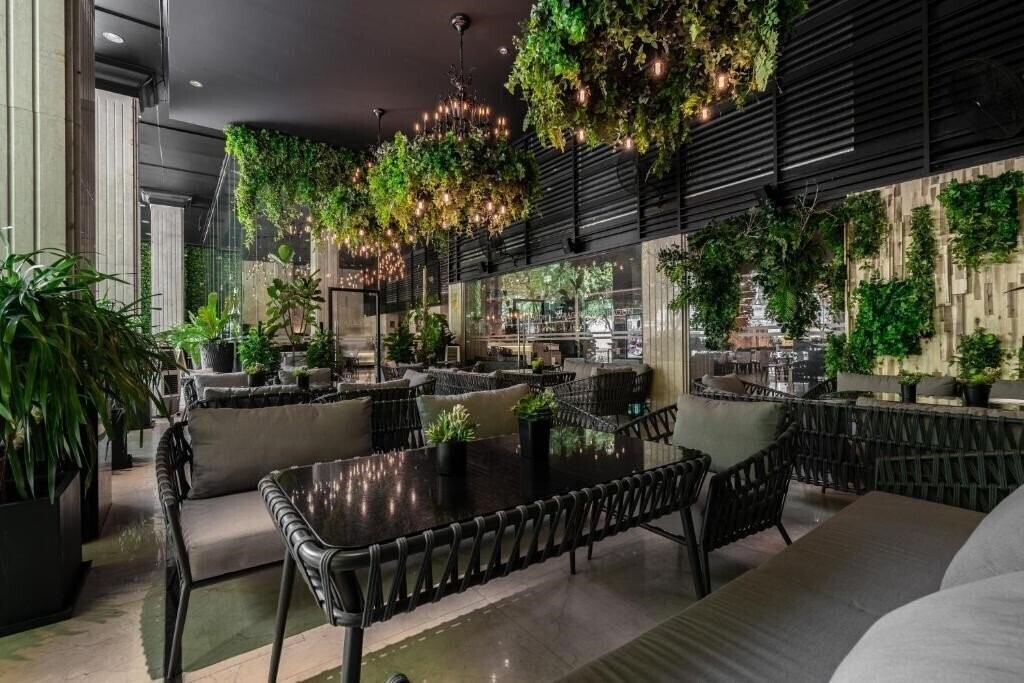 Imaginea Royal Lotus Hotel Saigon 4*