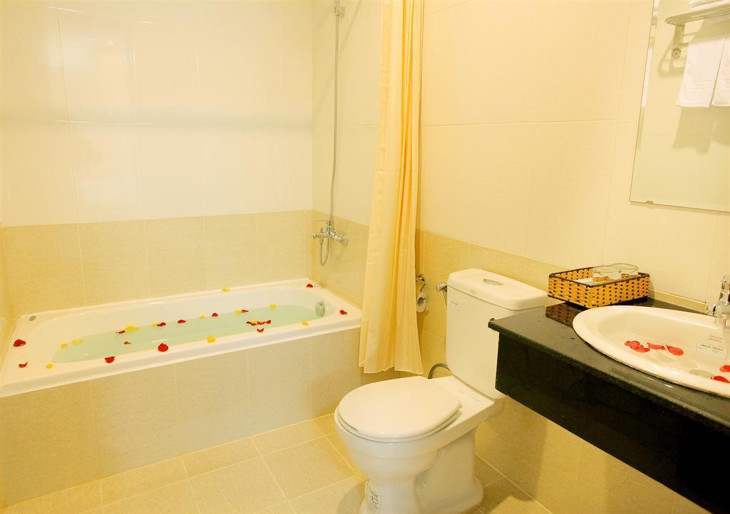 Imaginea SOPHIA SKY HOTEL (ex. SAPPHIRE HOTEL) 2*