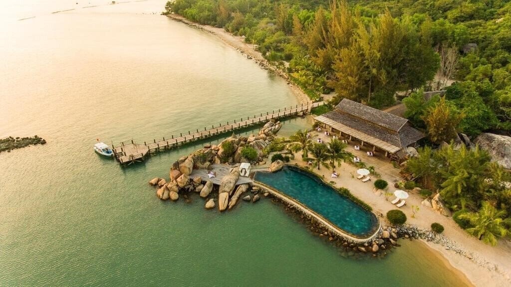 Hotel L’Alyana Ninh Van Bay 5*