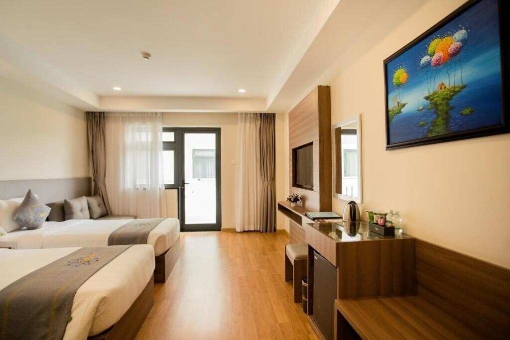 Отель Orbit Resort & SPA 4*