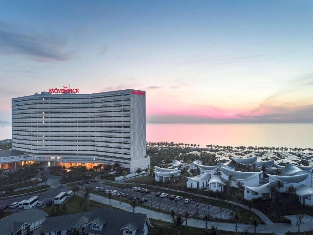 Hotel Movenpick Resort Cam Ranh 5*