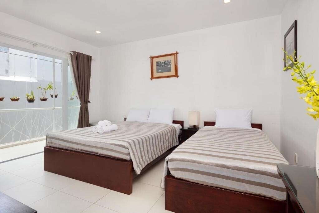Fotografii La Paloma Villa Nha Trang 3*