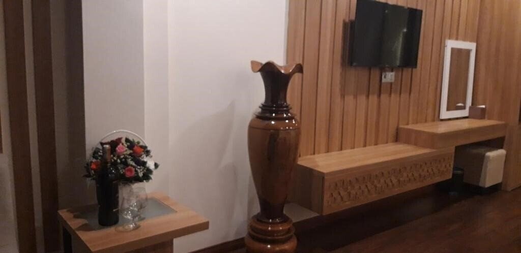 Imaginea Sen Vang Luxury Hotel 2+* 2*