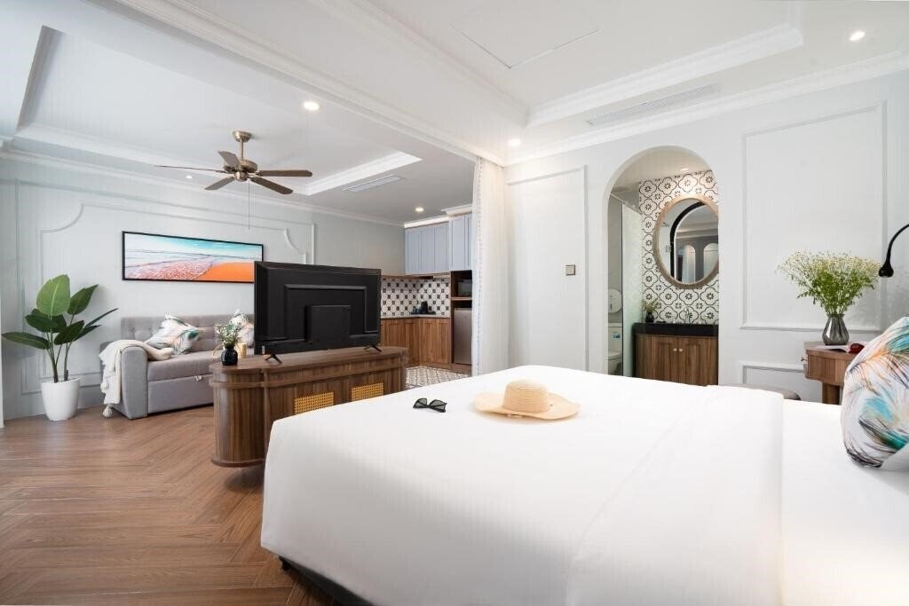 Картинка Pavillon Boutique Hotel & Apartment Nha Trang 4*