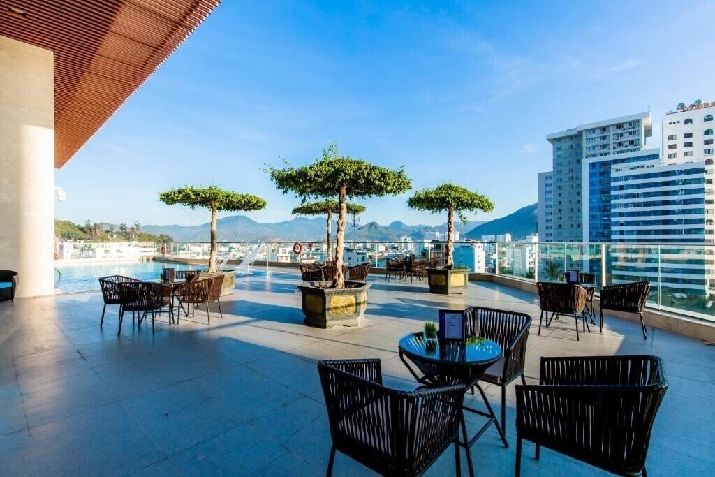 Фото Oceanus Oasis Retreat (ex. Oceannus) 3*