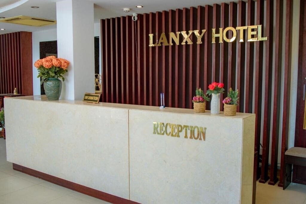Imaginea Lanxy Hotel 3*
